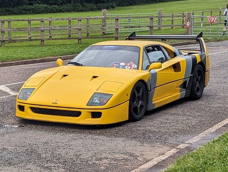 Ferrari F40 (1987–1992)