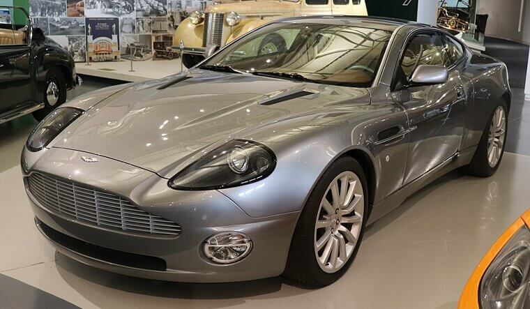 2001 Aston Martin Vanquish