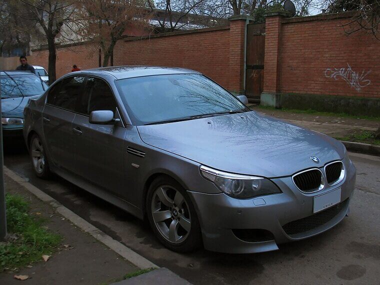 2004-10 BMW M5 E60