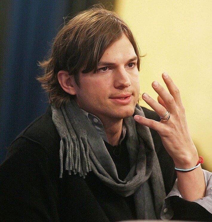 Ashton Kutcher Did This for a Fan