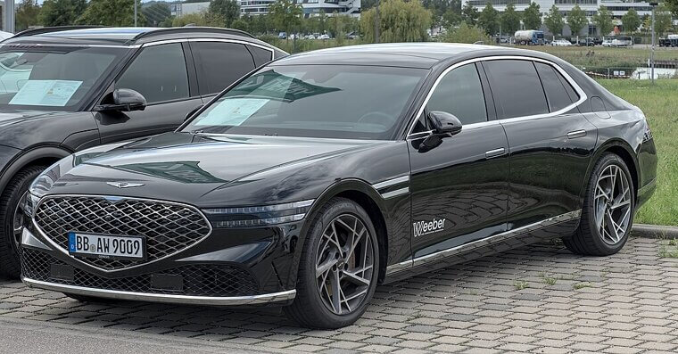 Genesis G90 (2016-Present)