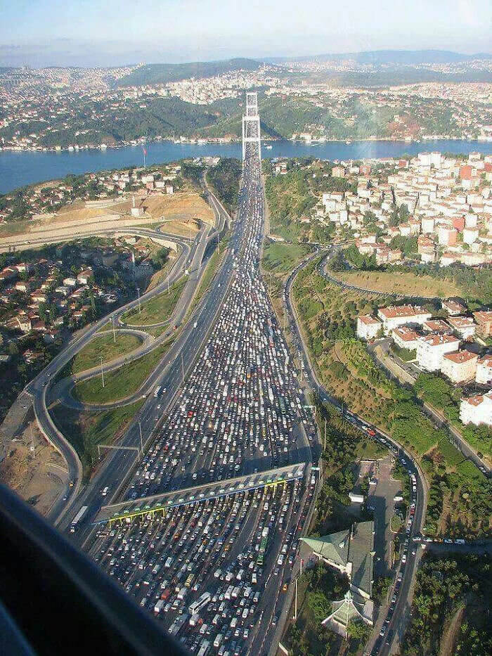 Endless Cars and Traffic in Istanbul