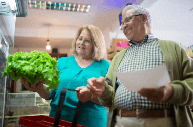 Smart Ways to Save Money on Groceries This Week