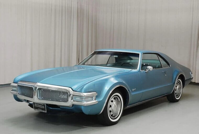 Oldsmobile Toronado