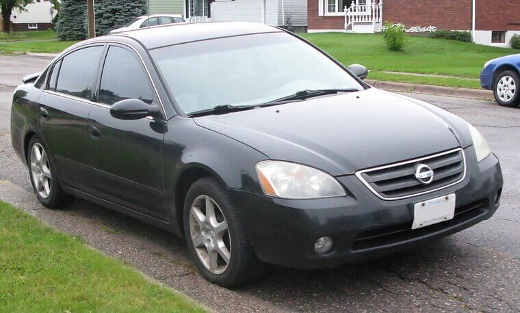 2004 – Nissan Altima