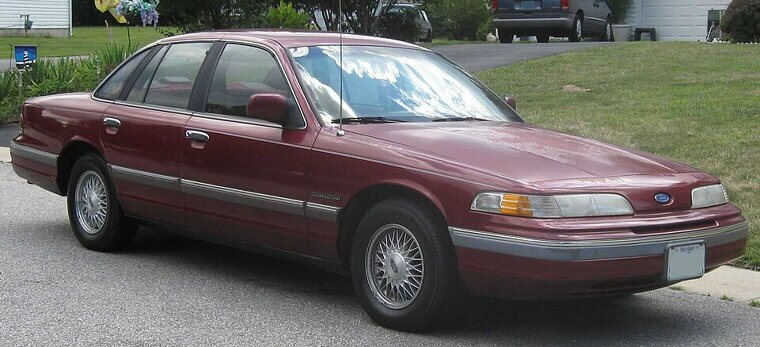 1992 – Ford Crown Victoria