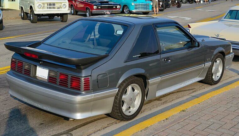 1987 – Ford Mustang