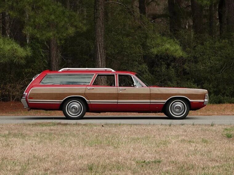 1970 Plymouth Sport Suburban