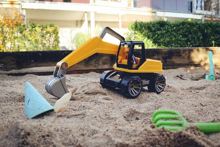 Miscellaneous Plastics (Toys, Buckets, Pipes…)