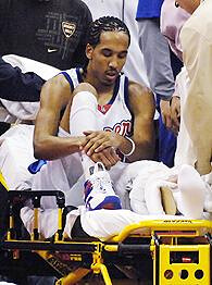 Shaun Livingston - Shattered Knee