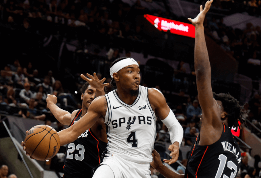 NBA Players With Hefty Paychecks