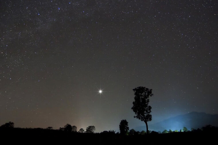 Stars Don't Actually Twinkle