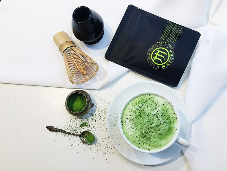 Chá verde em pó Matcha (US$ 80 por libra)