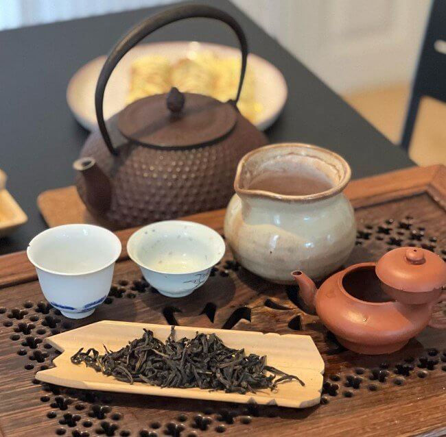 Chá Da Hong Pao (cerca de US$ 45 por quilo)