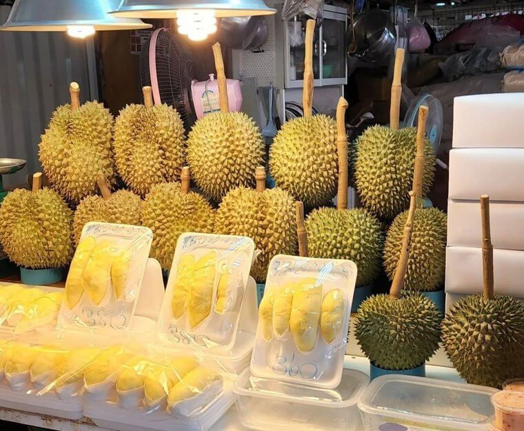 Kan Yao Durian (US$ 200 por fruta)