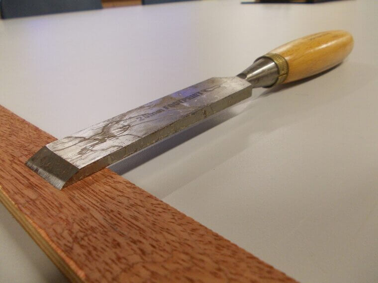 A Solid Steel Chisel for Woodworking Perfection