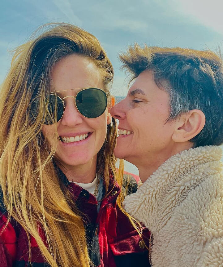 Tig Notaro and Stephanie Allynne’s Surprise On-Set Connection After Stephanie’s Decades of Only Dating Men