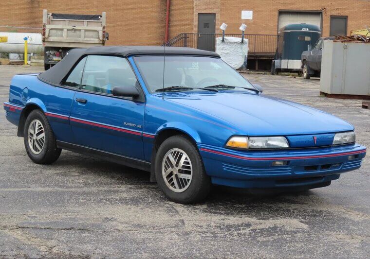 Pontiac Sunbird (1982–1994)