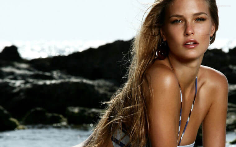 2009: Bar Refaeli