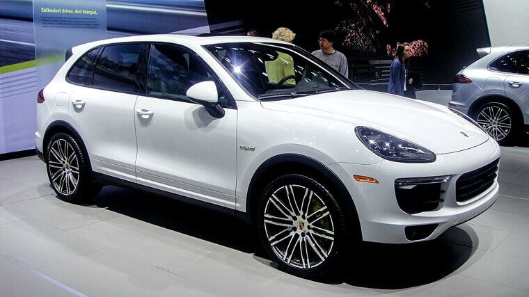 2015 Porsche Cayenne S E-Hybrid - $29,500