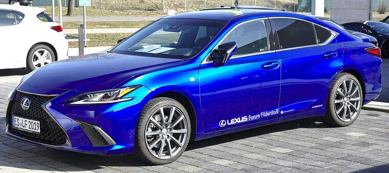 2019 Lexus ES Hybrid - $24,156