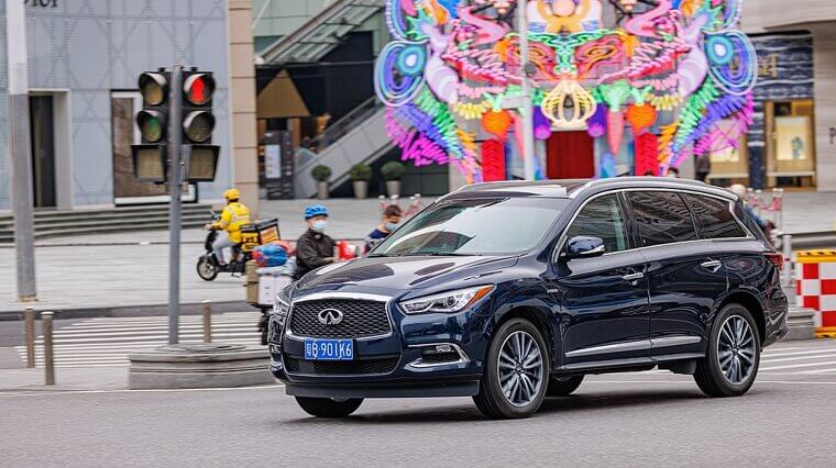 2016 Infiniti QX60 Hybrid - $28,000