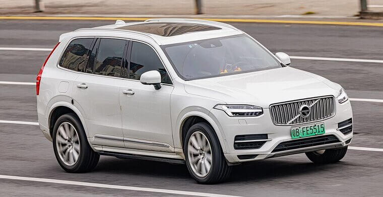 2018 Volvo XC90 T8 (Plug-In Hybrid) - $25,000