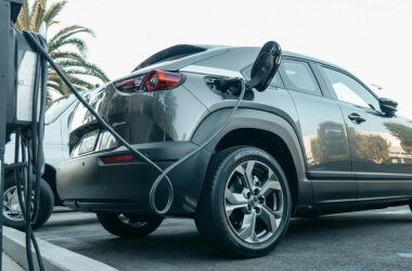 I’m a Mechanic and I Wouldn’t Buy These 10 EVs