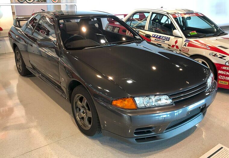 Nissan Skyline GT-R R32 (1989–1994)
