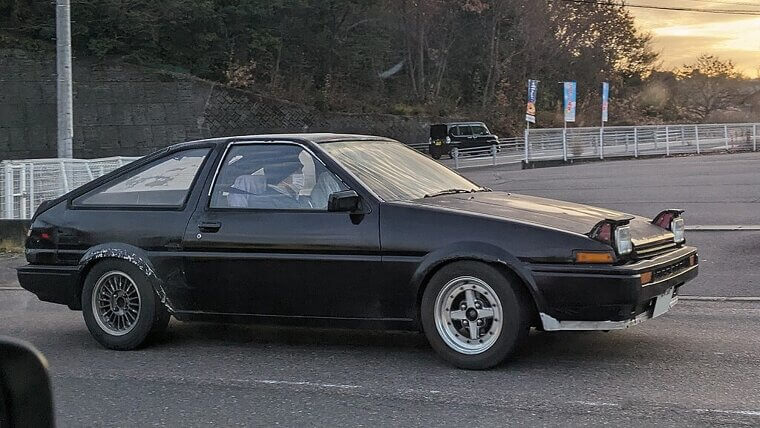 Toyota AE86 Sprinter Trueno / Corolla Levin (1983–1987)