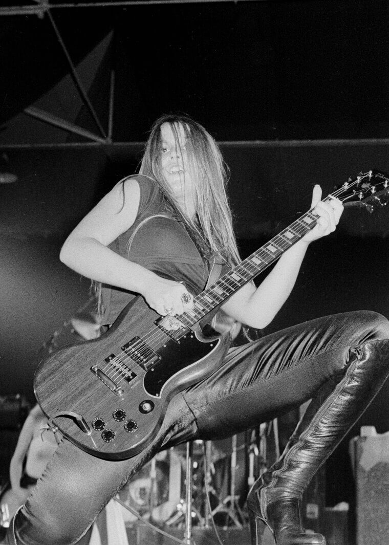 Lita Ford Thought Led Zeppelin Asking Her To Play Bass Was A Joke