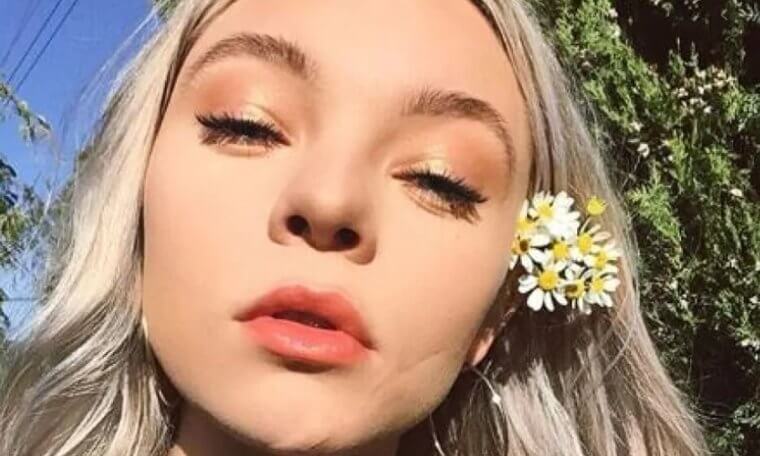 Incident In A Ghostland - A Forever Scar