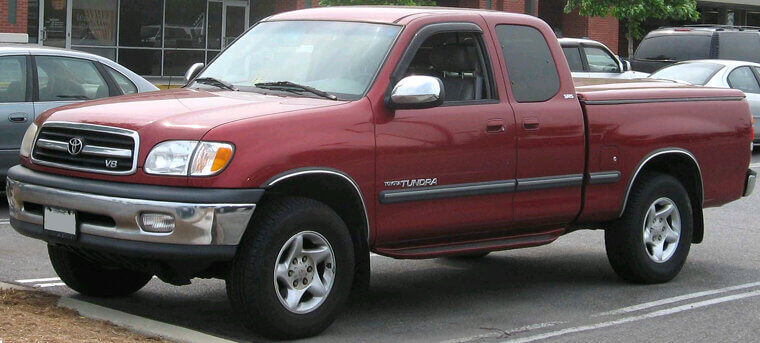 Toyota Tundra (2000–2006)