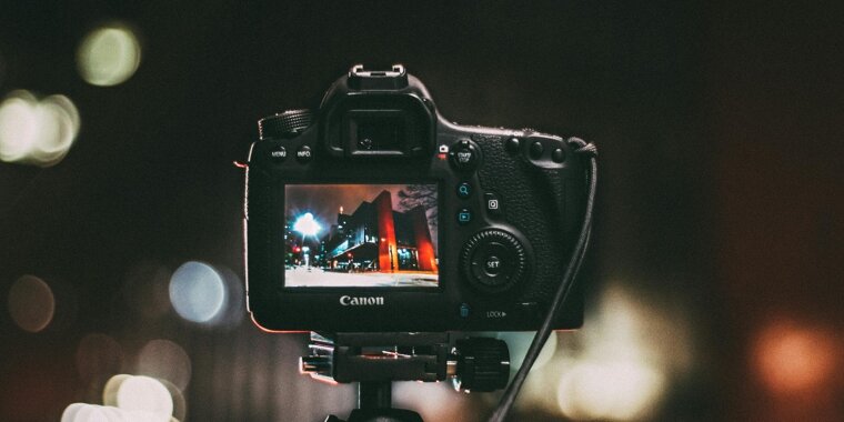 Cameras & Creator Gear (Mics, Lights)