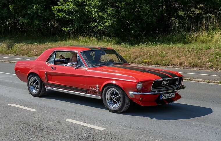 Ford Mustang (First Gen - 1965-1973)