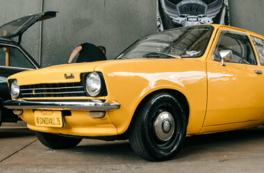 The Classic American Cars No One Makes Anymore