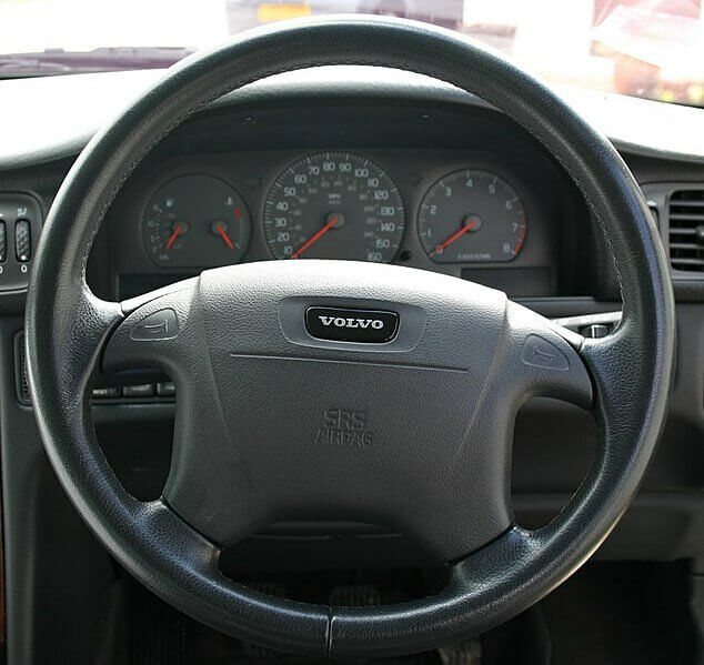 Inspect the Steering Wheel