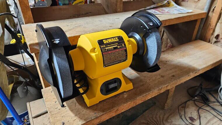 Cast-Iron Bench Grinders