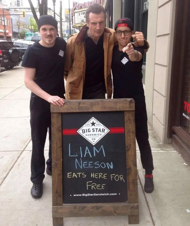 Liam Neeson vai encontrar você... E comer o sanduíche