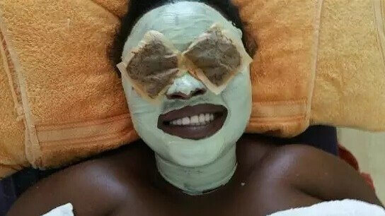 Tea Bags Help to Reduce Puffy Eyes