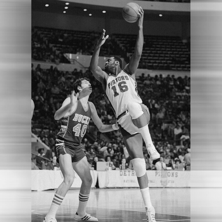 19 - Bob Lanier