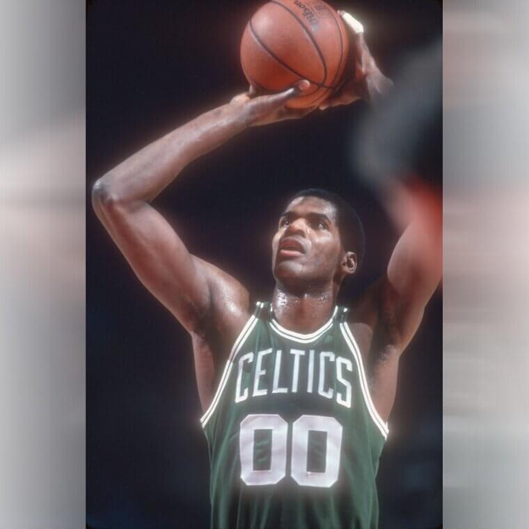 17 - Robert Parish