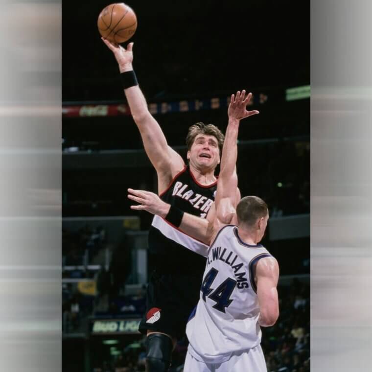 30 - Arvydas Sabonis