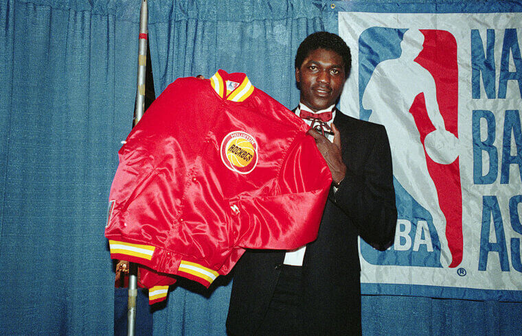 6 - Hakeem Olajuwon