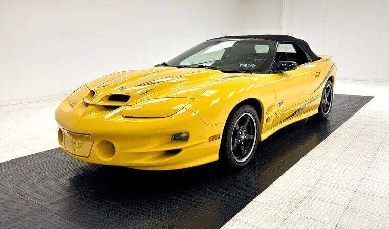 2002 Pontiac Firebird Trans Am Collectors Edition Convertible - $34,900