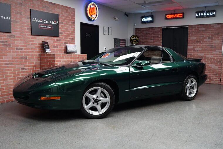 1996 Pontiac Firebird 2dr Cpe Formula - $24,995