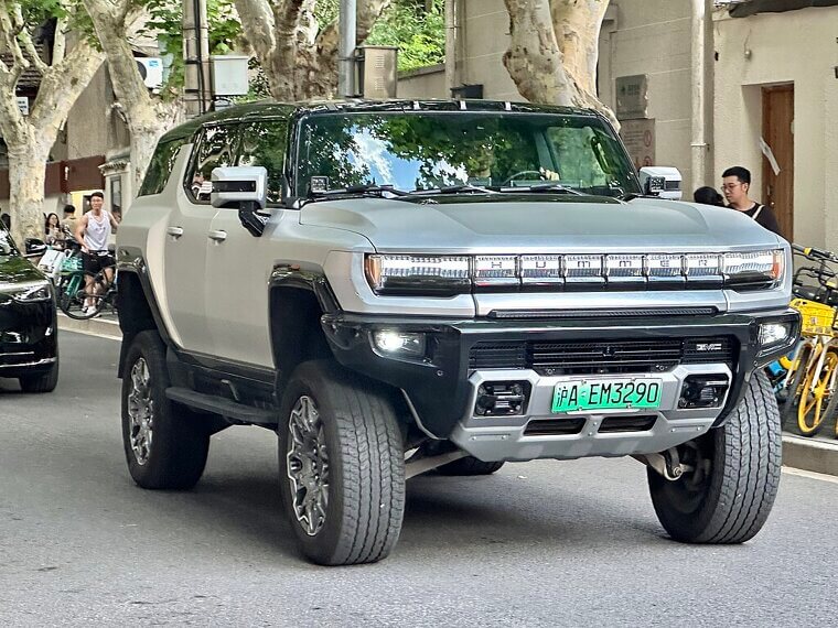 GMC Hummer EV