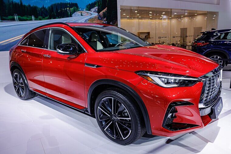 Infiniti QX55