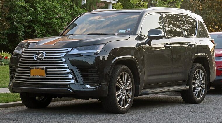 Lexus LX 600