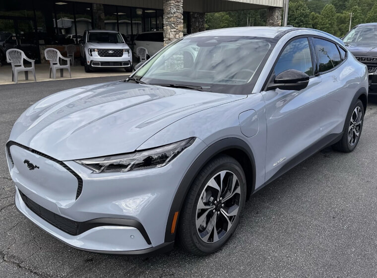 2025 Ford Mustang Mach-E Select – US $35,825.00